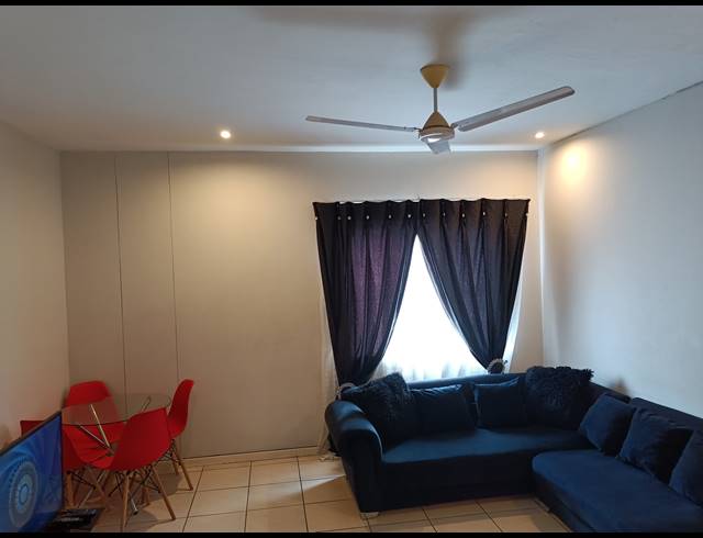 2 BEDROOM APARTMENT BLOCK FOR SALE IN ESSENWOOD